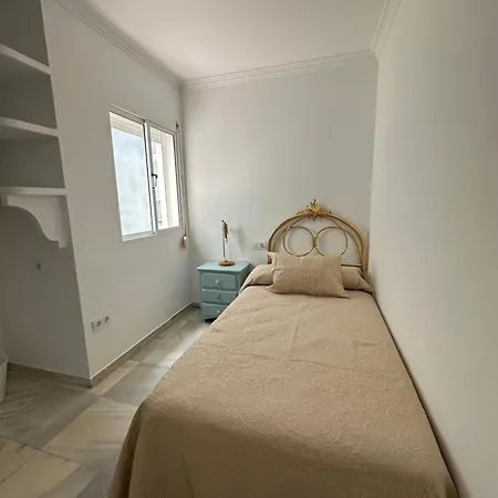 Apartment Estadio 5 Y Capacidad 9 Personas Cerca Del Centro, Del Estadio Y Estacion De Trenes Y De Autobuses Jerez de la Frontera
